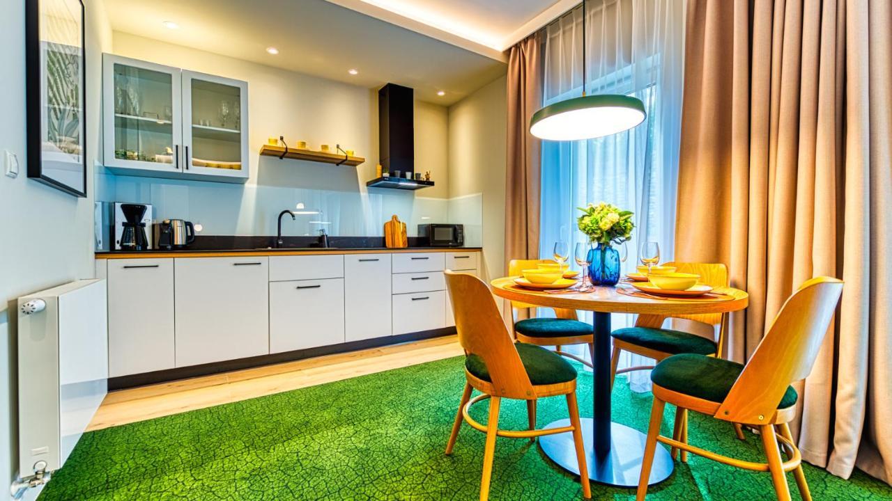 Apartamenty Vip Centrum - Wczasowa 17 By Royal Aparts Świeradów-Zdrój Exterior foto