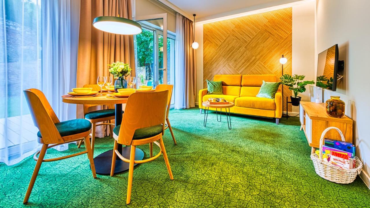 Apartamenty Vip Centrum - Wczasowa 17 By Royal Aparts Świeradów-Zdrój Exterior foto