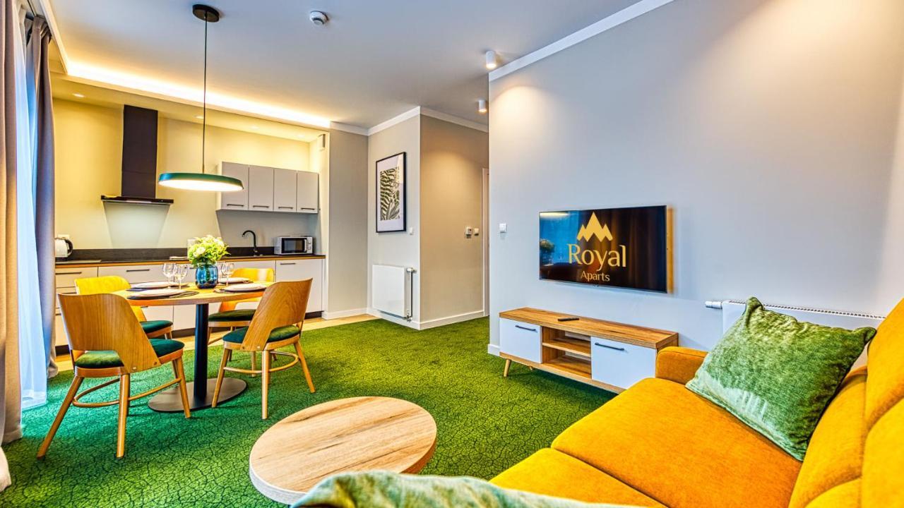 Apartamenty Vip Centrum - Wczasowa 17 By Royal Aparts Świeradów-Zdrój Exterior foto