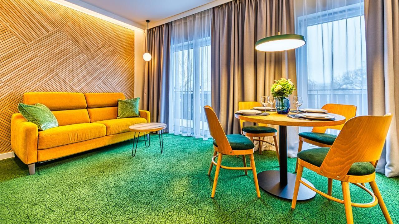 Apartamenty Vip Centrum - Wczasowa 17 By Royal Aparts Świeradów-Zdrój Exterior foto