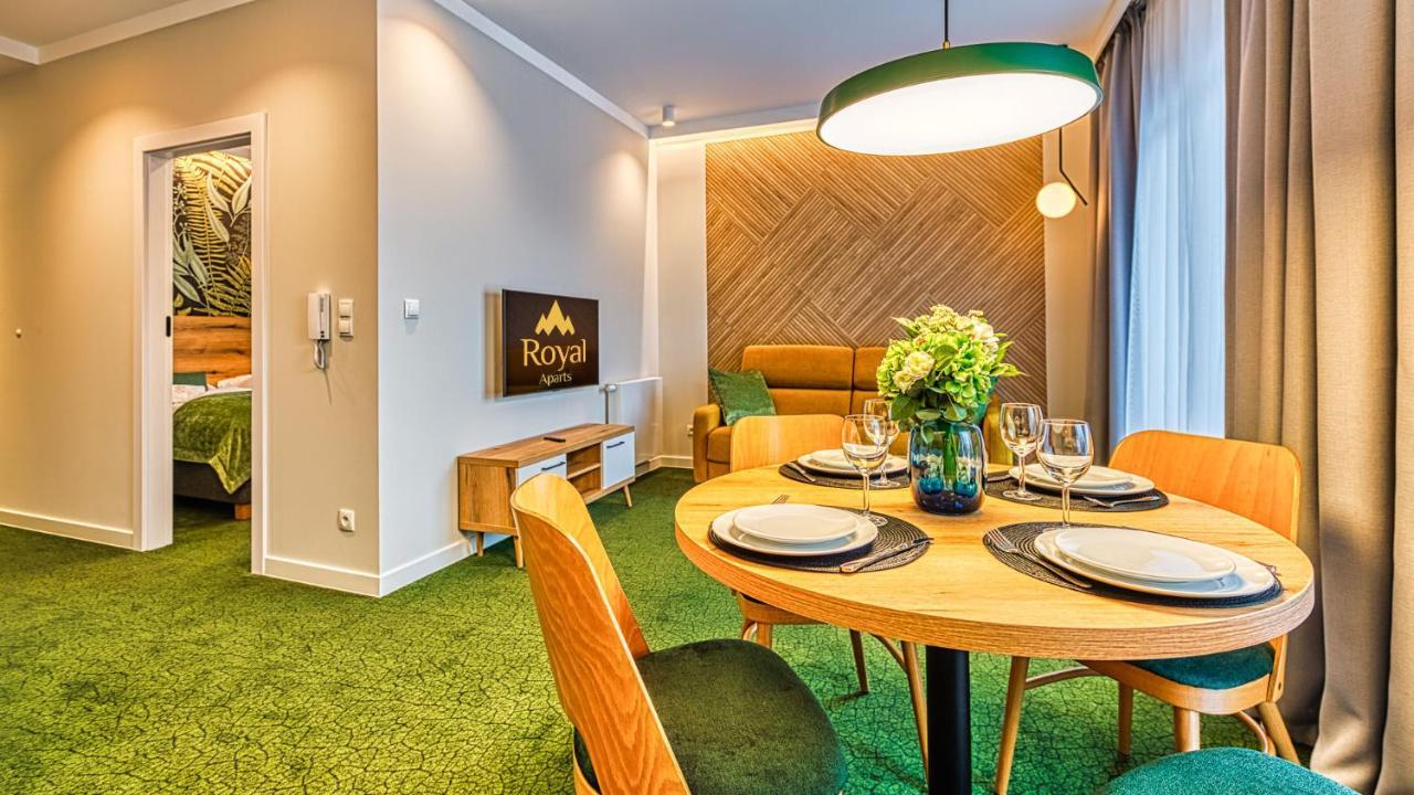 Apartamenty Vip Centrum - Wczasowa 17 By Royal Aparts Świeradów-Zdrój Exterior foto